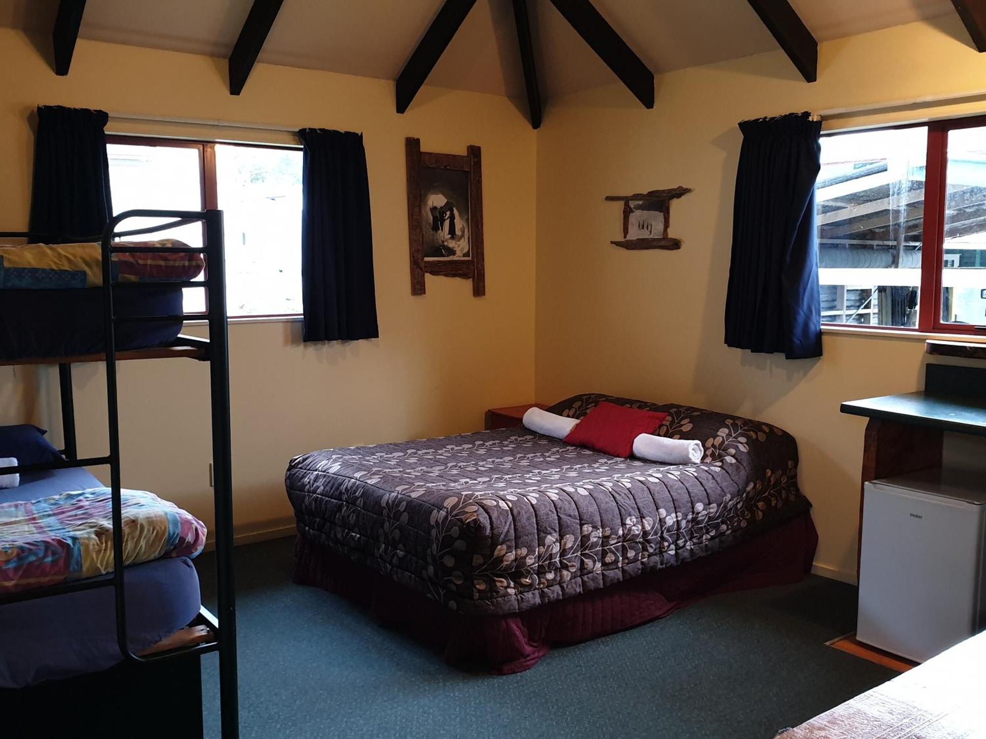Glow Worm Accommodation Franz Josef Εξωτερικό φωτογραφία