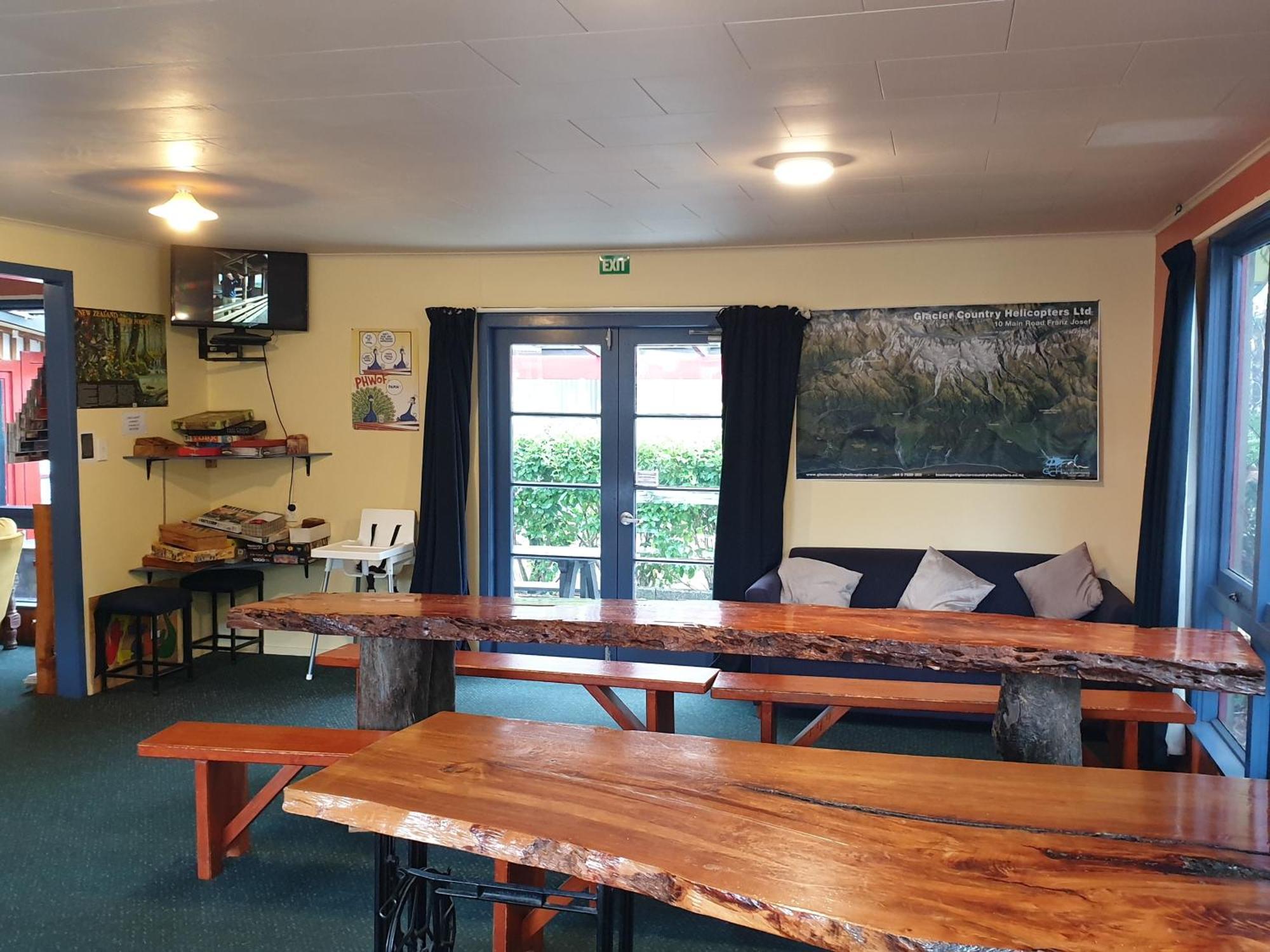Glow Worm Accommodation Franz Josef Εξωτερικό φωτογραφία