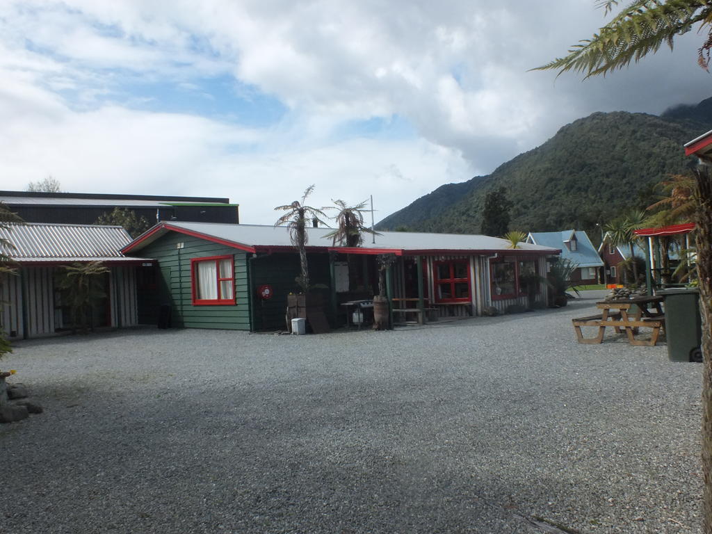 Glow Worm Accommodation Franz Josef Εξωτερικό φωτογραφία