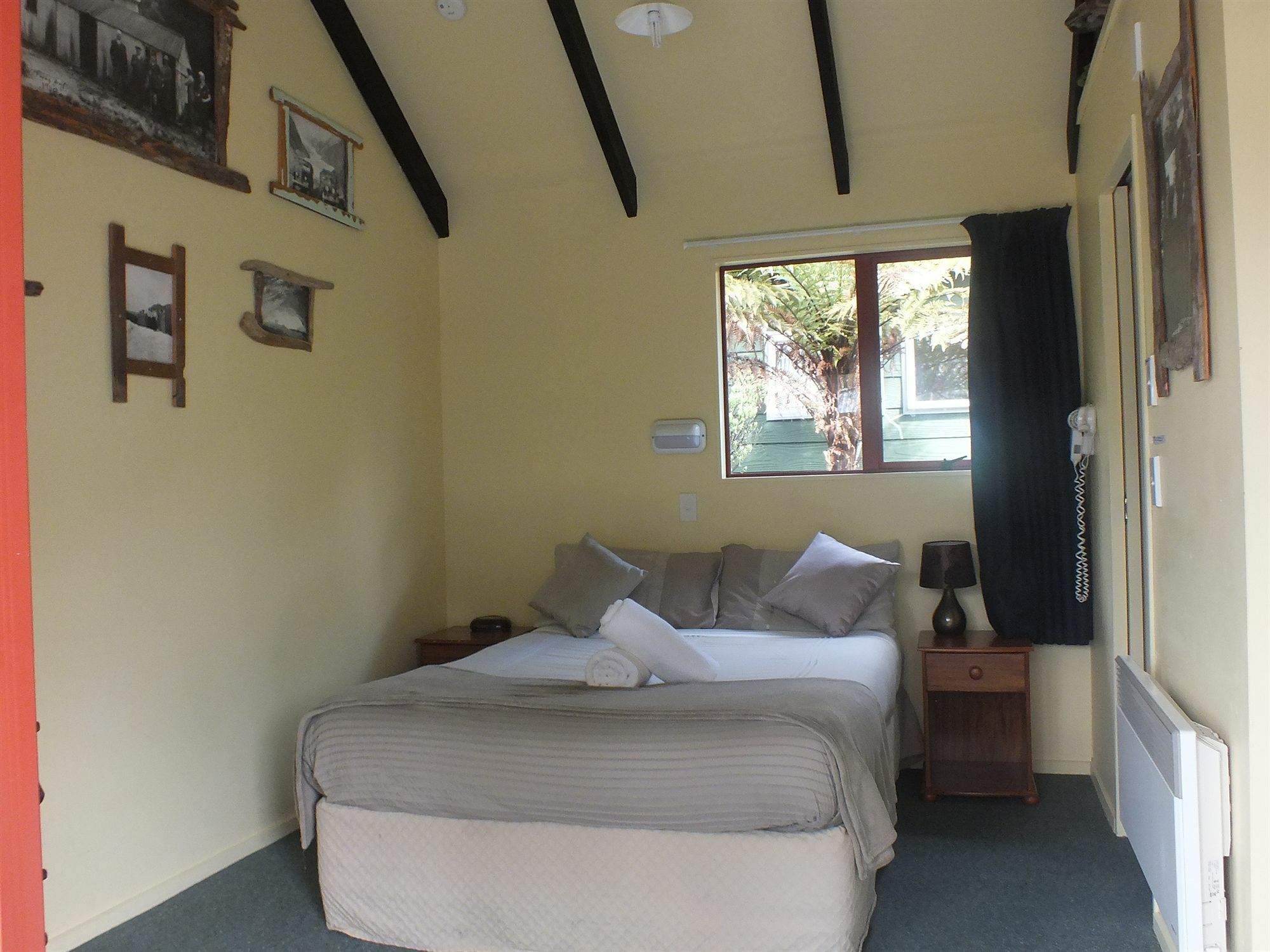 Glow Worm Accommodation Franz Josef Εξωτερικό φωτογραφία