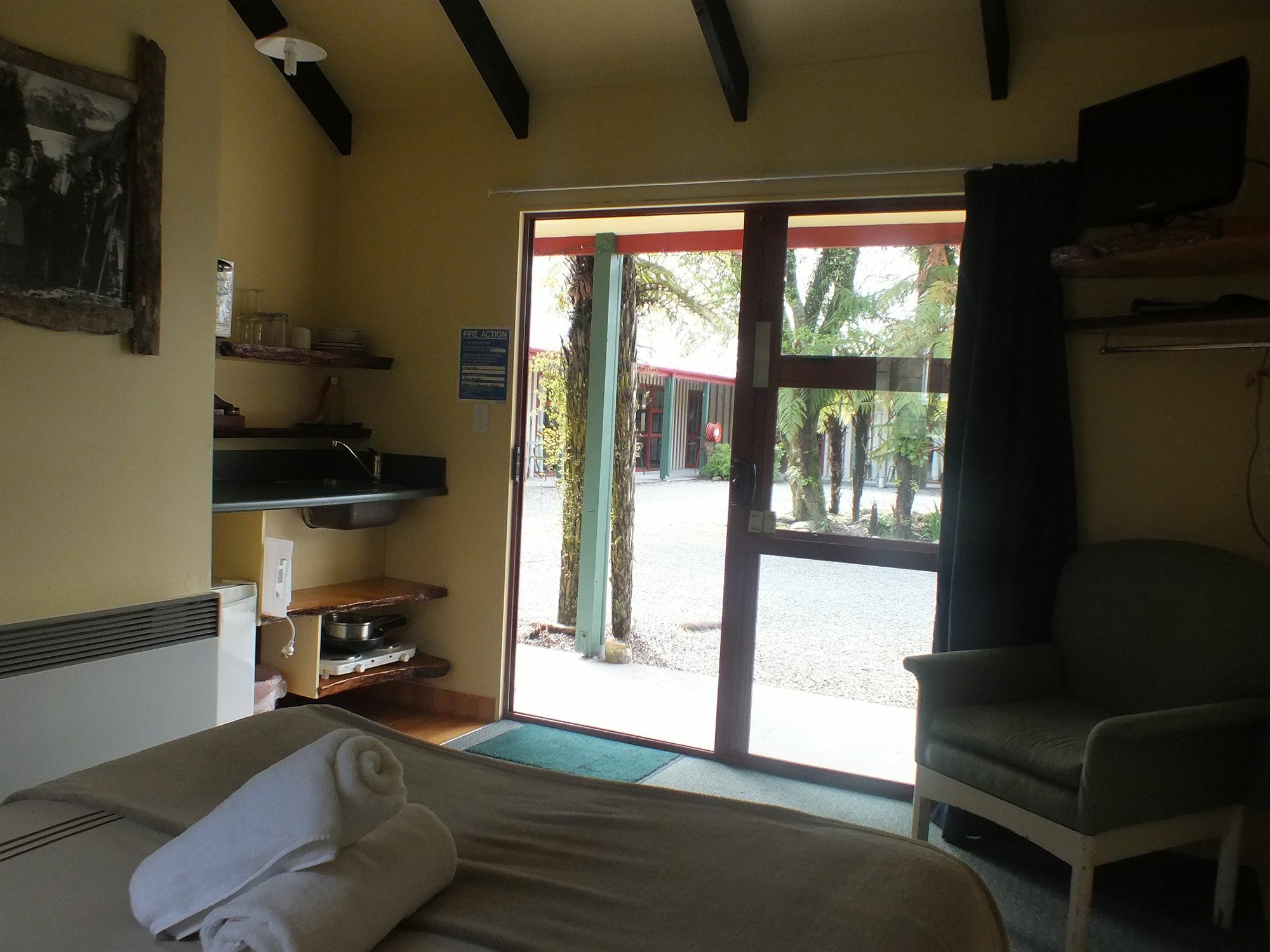 Glow Worm Accommodation Franz Josef Εξωτερικό φωτογραφία